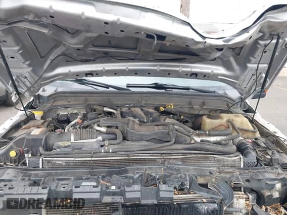 2013 Ford F-250 XL z VIN 1FT7W2BTXDEA46850, wystawiony jako IAAI lot #42983900 z przebiegiem 254 813 mil mil oraz . Historia ofert i sprzedaży dostępna na DreamBid. Obrazek 10.