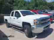 2015 Chevrolet Silverado 2500HD Work Truck z VIN 1GC2KUEG9FZ125440, wystawiony jako IAAI lot #42781134 z przebiegiem 161 274 mil mil oraz . Historia ofert i sprzedaży dostępna na DreamBid. Obrazek 13.