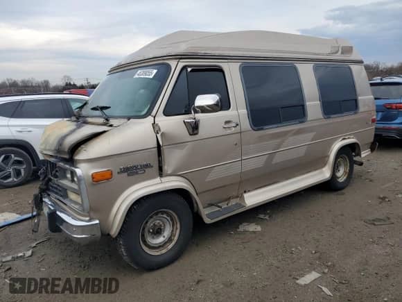 1994 Chevrolet Chevy Van with VIN 1GBEG25K1RF127765, listed as a Copart auction lot 46389055 with Not provided miles and Salvage title. Bid and sale history available at DreamBid. Image 1.