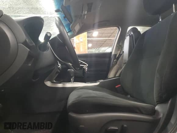 2015 Nissan Altima SV с VIN 1N4AL3AP1FC584995, выставлен на аукционе Copart как лот 81796005 с пробегом 136 012 миль миль и Списание • Salvage title. История ставок и продаж доступна на DreamBid. Изображение 7.