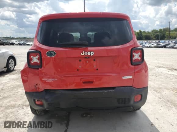 2018 Jeep Renegade Latitude with VIN ZACCJABB2JPH25285, listed as a Copart auction lot 84966515 with 112,206 mi miles and Salvage title. Bid and sale history available at DreamBid. Image 6.