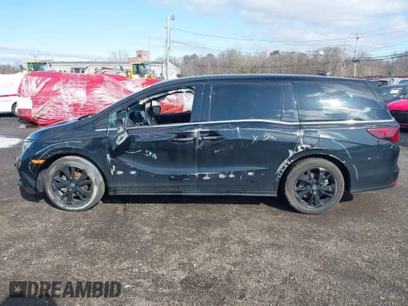 2023 Honda Odyssey Sport z VIN 5FNRL6H79PB075326, wystawiony jako IAAI lot #41911662 z przebiegiem 14 183 mil mil oraz . Historia ofert i sprzedaży dostępna na DreamBid. Obrazek 14.