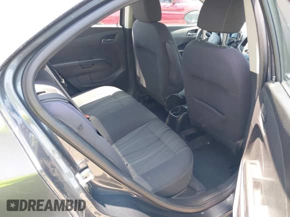 2012 Chevrolet Sonic LT с VIN 1G1JC5SH6C4180747, выставлен на аукционе IAAI как лот 42570496 с пробегом 93 958 миль миль и . История ставок и продаж доступна на DreamBid. Изображение 8.