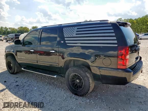 2007 Chevrolet Suburban LT с VIN 3GNFK16317G279371, выставлен на аукционе Copart как лот 70580055 с пробегом 140 377 миль миль и Чистый • Clean title. История ставок и продаж доступна на DreamBid. Изображение 2.