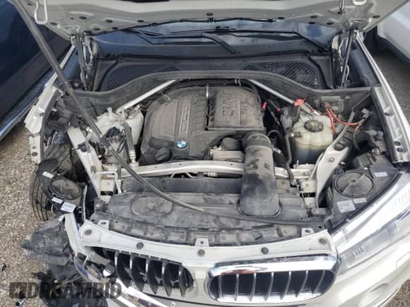 2017 BMW X5 xDrive35i с VIN 5UXKR0C33H0X80347, выставлен на аукционе Copart как лот 80140955 с пробегом 109 222 миль миль и Списание • Salvage title. История ставок и продаж доступна на DreamBid. Изображение 12.