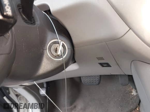 2005 Toyota Highlander z VIN JTEGP21A650073146, wystawiony jako IAAI lot #43177624 z przebiegiem 158 235 mil mil oraz . Historia ofert i sprzedaży dostępna na DreamBid. Obrazek 11.