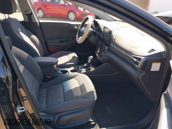 2020 Hyundai Ioniq SEL с VIN KMHC85LC5LU221434, выставлен на аукционе IAAI как лот 42230736 с пробегом 83 423 миль миль и . История ставок и продаж доступна на DreamBid. Изображение 5.