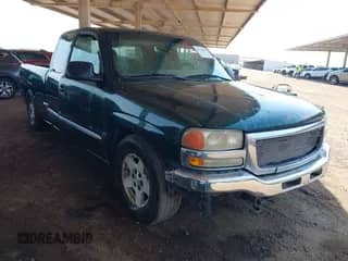2005 GMC Sierra 1500 SLE с VIN 2GTEC19T351277365, выставлен на аукционе IAAI как лот 42715847 с пробегом 306 821 миль миль и . История ставок и продаж доступна на DreamBid. Изображение 1.