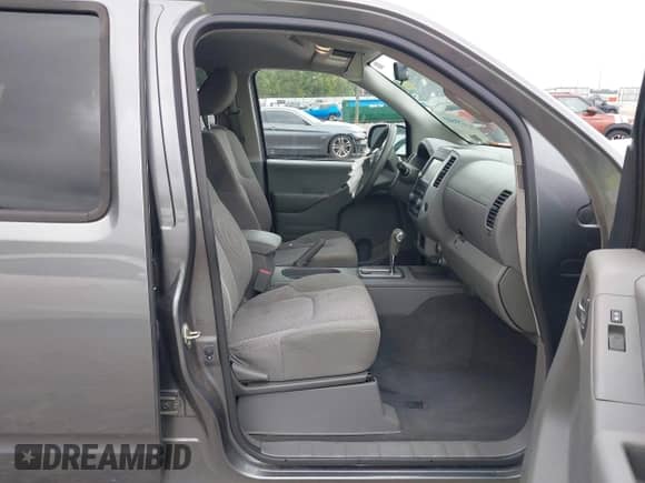 2019 Nissan Frontier SV with VIN 1N6AD0ER7KN739482, listed as a IAAI auction lot 43059507 with 137,796 mi miles and . Bid and sale history available at DreamBid. Image 5.