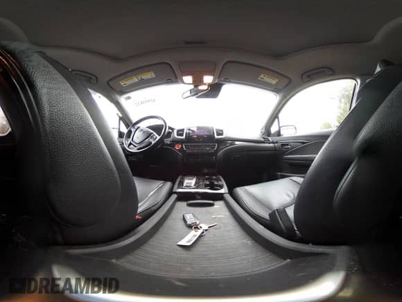 2017 Honda Pilot Touring z VIN 5FNYF6H96HB055928, wystawiony jako IAAI lot #42955822 z przebiegiem 97 085 mil mil oraz . Historia ofert i sprzedaży dostępna na DreamBid. Obrazek 18.