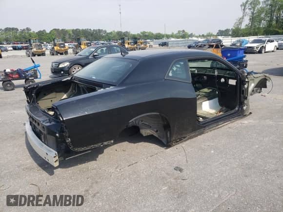 2021 Dodge Challenger R/T Scat Pack Widebody z VIN 2C3CDZFJ1MH571153, wystawiony jako Copart lot #53282285 z przebiegiem Nie podano mil oraz Szkoda całkowita • Salvage title. Historia ofert i sprzedaży dostępna na DreamBid. Obrazek 3.