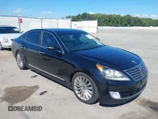 2015 Hyundai Equus Signature with VIN KMHGH4JH2FU100052, listed as a IAAI auction lot 43317618 with 161,166 mi miles and . Bid and sale history available at DreamBid. Image 1.