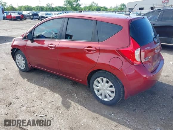 2016 Nissan Note SV z VIN 3N1CE2CP5GL380617, wystawiony jako IAAI lot #42169736 z przebiegiem 56 116 mil mil oraz . Historia ofert i sprzedaży dostępna na DreamBid. Obrazek 3.