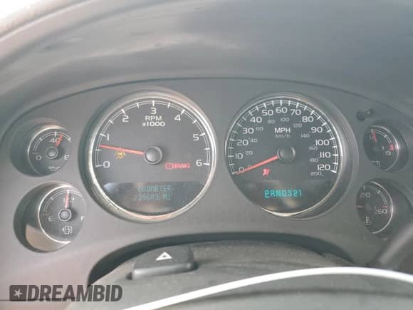 2007 Chevrolet Suburban LTZ с VIN 1GNFK16327J301442, выставлен на аукционе Copart как лот 58014125 с пробегом 239 683 миль миль и Чистый • Clean title. История ставок и продаж доступна на DreamBid. Изображение 9.