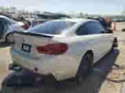 2018 BMW 4 Series 440i xDrive z VIN WBA4J7C55JBB98708, wystawiony jako Copart lot #53335975 z przebiegiem 70 130 mil mil oraz Szkoda całkowita • Salvage title. Historia ofert i sprzedaży dostępna na DreamBid. Obrazek 3.