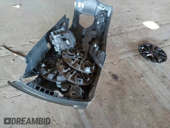 2019 Hyundai Santa Fe SEL с VIN 5NMS3CAD5KH094348, выставлен на аукционе Copart как лот 70192422 с пробегом 33 524 миль миль и . История ставок и продаж доступна на DreamBid. Изображение 12.