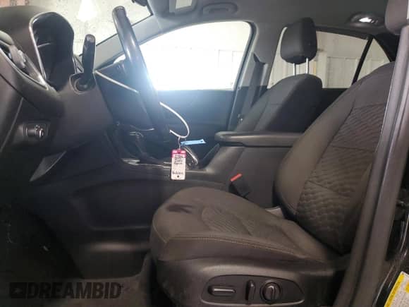 2019 Chevrolet Equinox LT with VIN 2GNAXUEV1K6165777, listed as a Copart auction lot 84384005 with 65,287 mi miles and Salvage title. Bid and sale history available at DreamBid. Image 7.