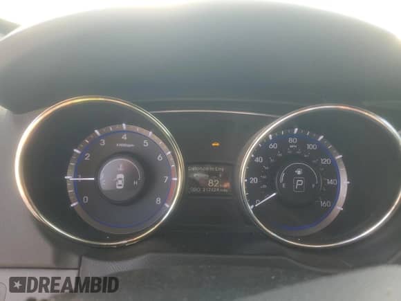 2011 Hyundai Sonata SE z VIN 5NPEC4AC3BH108583, wystawiony jako Copart lot #85166545 z przebiegiem 212 624 mil mil oraz Szkoda całkowita • Salvage title. Historia ofert i sprzedaży dostępna na DreamBid. Obrazek 9.