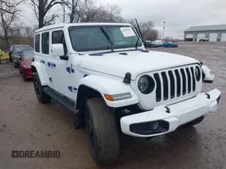 2021 Jeep Wrangler Unlimited Sahara Altitude с VIN 1C4HJXEN8MW534430, выставлен на аукционе IAAI как лот 41520999 с пробегом 60 680 миль миль и . История ставок и продаж доступна на DreamBid. Изображение 1.