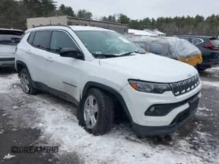 2022 Jeep Compass Altitude с VIN 3C4NJDBB5NT217529, выставлен на аукционе IAAI как лот 41508109 с пробегом 32 959 миль миль и . История ставок и продаж доступна на DreamBid. Изображение 1.