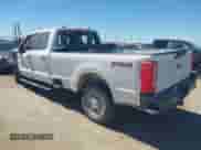 2024 Ford F-250 XL z VIN 1FT7W2BA6REC52771, wystawiony jako IAAI lot #41864059 z przebiegiem 29 652 mil mil oraz . Historia ofert i sprzedaży dostępna na DreamBid. Obrazek 3.