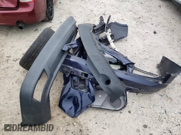 2018 Honda Pilot EX-L with VIN 5FNYF6H72JB046857, listed as a Copart auction lot 57030165 with 81,885 mi miles and Salvage title. Bid and sale history available at DreamBid. Image 13.