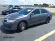 2012 Toyota Camry L z VIN 4T1BF1FK5CU629140, wystawiony jako IAAI lot #42885614 z przebiegiem 94 732 mil mil oraz . Historia ofert i sprzedaży dostępna na DreamBid. Obrazek 2.