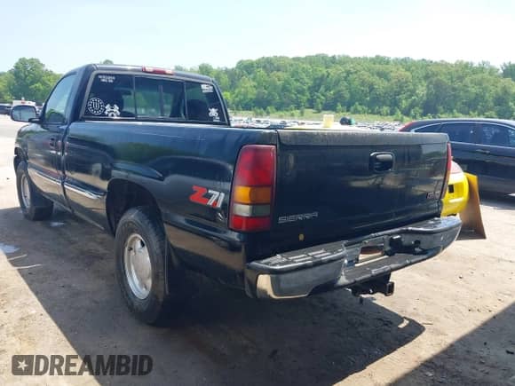 2000 GMC Sierra 1500 SLE with VIN 1GTEK14T4YE130193, listed as a IAAI auction lot 42132453 with 213,244 mi miles and . Bid and sale history available at DreamBid. Image 3.