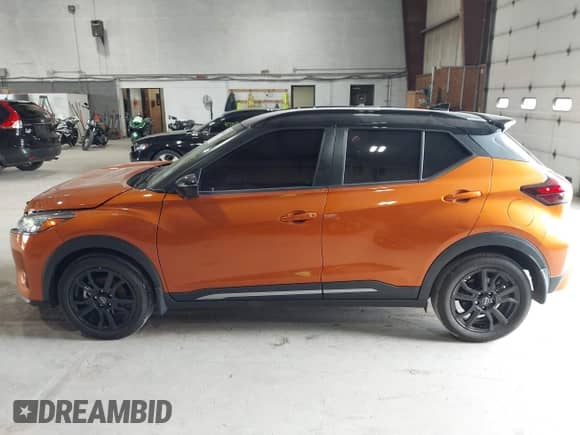 2024 Nissan Kicks SR с VIN 3N1CP5DVXRL537411, выставлен на аукционе IAAI как лот 43146445 с пробегом 15 740 миль миль и . История ставок и продаж доступна на DreamBid. Изображение 14.