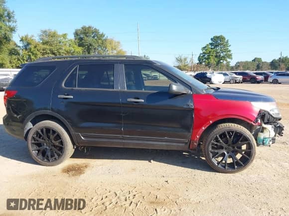2014 Ford Explorer z VIN 1FM5K8B83EGB10133, wystawiony jako IAAI lot #43424554 z przebiegiem 159 618 mil mil oraz . Historia ofert i sprzedaży dostępna na DreamBid. Obrazek 14.