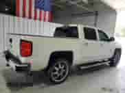 2015 Chevrolet Silverado 1500 High Country z VIN 3GCPCTEC0FG120640, wystawiony jako Copart lot #57038945 z przebiegiem 196 350 mil mil oraz Czysty tytuł • Clean title. Historia ofert i sprzedaży dostępna na DreamBid. Obrazek 3.