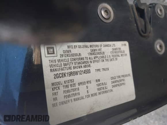 1998 Chevrolet Silverado 1500 with VIN 2GCEK19R8W1214500, listed as a IAAI auction lot 43549601 with 110,505 mi miles and . Bid and sale history available at DreamBid. Image 9.