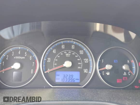 2008 Hyundai Santa Fe SE с VIN 5NMSH73E48H164655, выставлен на аукционе IAAI как лот 42766980 с пробегом 183 396 миль миль и . История ставок и продаж доступна на DreamBid. Изображение 7.