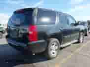 2007 Chevrolet Tahoe LS with VIN 1GNFC13C27R347789, listed as a IAAI auction lot 43595543 with 255,773 mi miles and . Bid and sale history available at DreamBid. Image 4.