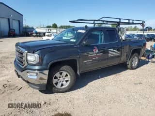 2019 GMC Sierra 1500 SLE with VIN 2GTV2MEC4K1117033, listed as a Copart auction lot 70912045 with 177,477 mi miles and Salvage title. Bid and sale history available at DreamBid. Image 1.