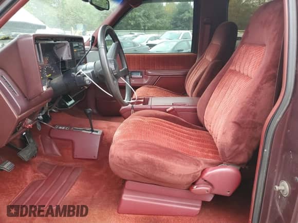 1993 Chevrolet Blazer с VIN 1GNEK18K1PJ396916, выставлен на аукционе Copart как лот 72332554 с пробегом 80 099 миль миль и Списание • Salvage title. История ставок и продаж доступна на DreamBid. Изображение 7.