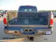 2006 Toyota Tundra Limited z VIN 5TBET38106S538000, wystawiony jako Copart lot #55958765 z przebiegiem 163 870 mil mil oraz Czysty tytuł • Clean title. Historia ofert i sprzedaży dostępna na DreamBid. Obrazek 6.