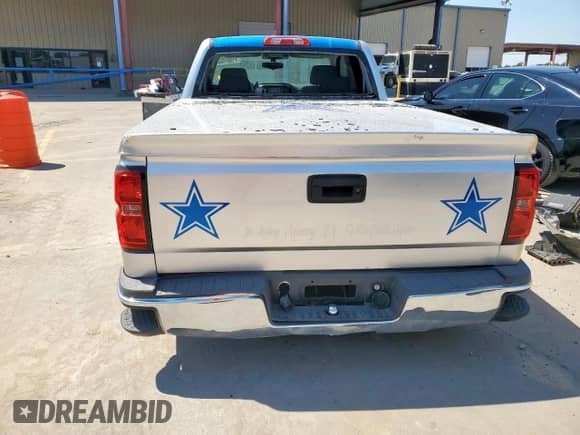 2015 Chevrolet Silverado 1500 LS z VIN 1GCRCPEHXFZ225424, wystawiony jako Copart lot #71997435 z przebiegiem Nie podano mil oraz Szkoda całkowita • Salvage title. Historia ofert i sprzedaży dostępna na DreamBid. Obrazek 6.