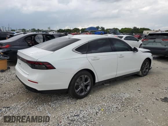 2024 Honda Accord EX with VIN 1HGCY1F36RA052495, listed as a Copart auction lot 72057525 with 26,267 mi miles and Salvage title. Bid and sale history available at DreamBid. Image 3.