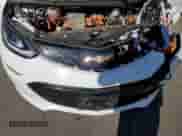 2018 Chevrolet Bolt EV LT с VIN 1G1FW6S01J4141171, выставлен на аукционе Copart как лот 80760075 с пробегом Не указан миль и Списание • Salvage title. История ставок и продаж доступна на DreamBid. Изображение 11.