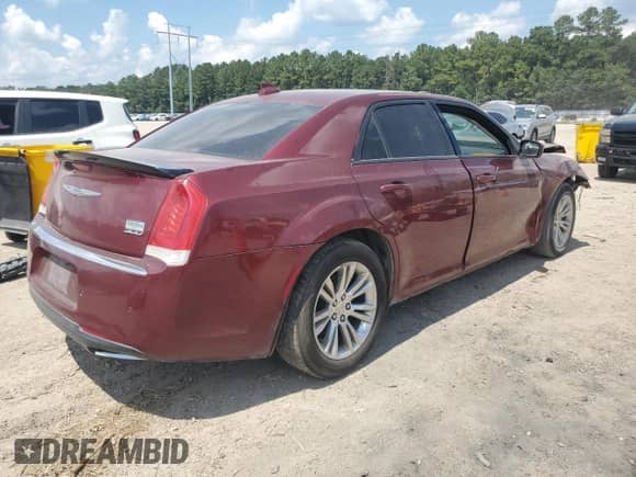 2016 Chrysler 300 Limited с VIN 2C3CCAAG3GH295658, выставлен на аукционе Copart как лот 70573645 с пробегом 126 676 миль миль и Списание • Salvage title. История ставок и продаж доступна на DreamBid. Изображение 3.