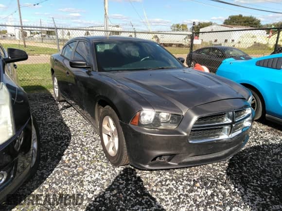 2014 Dodge Charger SE с VIN 2C3CDXBG7EH192593, выставлен на аукционе IAAI как лот 43595432 с пробегом 172 188 миль миль и . История ставок и продаж доступна на DreamBid. Изображение 1.