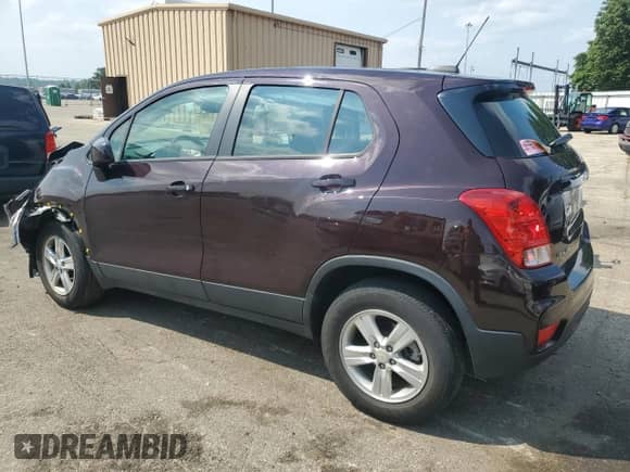 2022 Chevrolet Trax LS с VIN KL7CJNSM5NB501174, выставлен на аукционе Copart как лот 67500355 с пробегом 36 001 миль миль и Списание • Salvage title. История ставок и продаж доступна на DreamBid. Изображение 2.