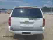 2007 Chevrolet Suburban LT с VIN 1GNFC16007J294395, выставлен на аукционе IAAI как лот 42590528 с пробегом 261 070 миль миль и . История ставок и продаж доступна на DreamBid. Изображение 16.