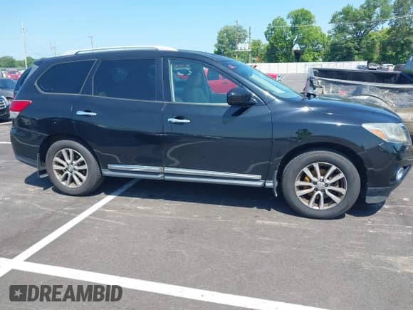 2014 Nissan Pathfinder SV z VIN 5N1AR2MN2EC704326, wystawiony jako IAAI lot #42576283 z przebiegiem 168 074 mil mil oraz . Historia ofert i sprzedaży dostępna na DreamBid. Obrazek 1.