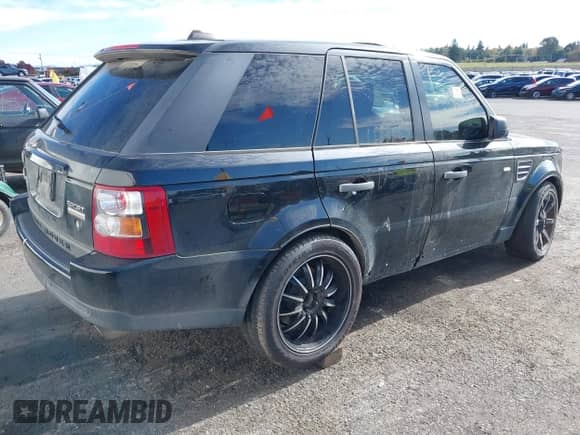 2007 Land Rover Range Rover Sport SC z VIN SALSH23427A983160, wystawiony jako IAAI lot #40561040 z przebiegiem Nie podano mil oraz . Historia ofert i sprzedaży dostępna na DreamBid. Obrazek 4.
