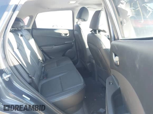 2021 Hyundai Kona Ultimate z VIN KM8K5CA50MU675072, wystawiony jako IAAI lot #43392535 z przebiegiem 44 752 mil mil oraz . Historia ofert i sprzedaży dostępna na DreamBid. Obrazek 8.