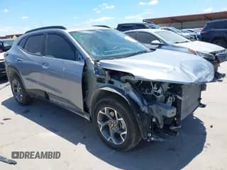 2025 Chevrolet Trax LT с VIN KL77LHEPXSC090802, выставлен на аукционе IAAI как лот 42816714 с пробегом 27 641 миль миль и . История ставок и продаж доступна на DreamBid. Изображение 1.