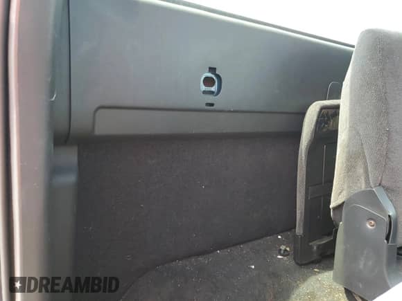 2001 GMC Sierra 1500 SL with VIN 1GTEC14W51Z330120, listed as a Copart auction lot 54144825 with 238,946 mi miles and Clean title. Bid and sale history available at DreamBid. Image 10.