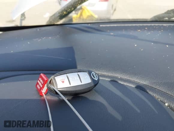 2020 Nissan Pathfinder S z VIN 5N1DR2AN2LC578094, wystawiony jako IAAI lot #42516420 z przebiegiem 99 438 mil mil oraz . Historia ofert i sprzedaży dostępna na DreamBid. Obrazek 11.